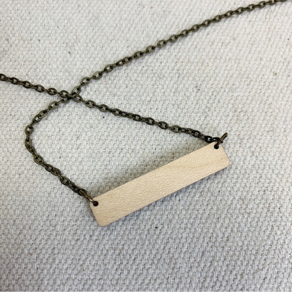 Wood Birds on a Branch Bar pendant Necklace - Picture 5 of 7